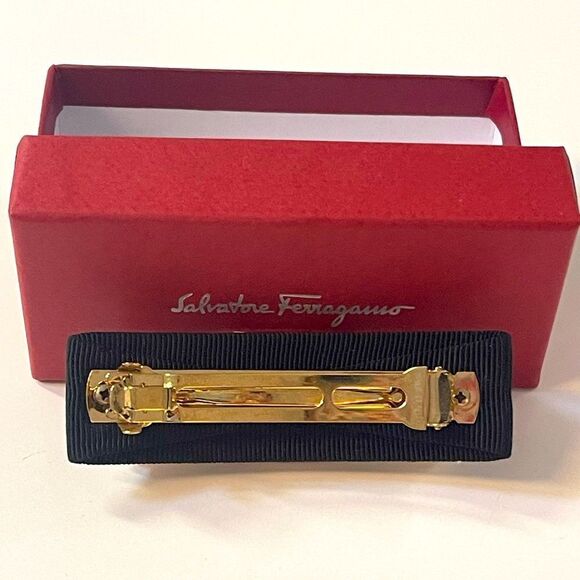 Salvatore Ferragamo Vara Bow Barrette Hair Clip Black & Ivory with Box - Picture 2 of 6